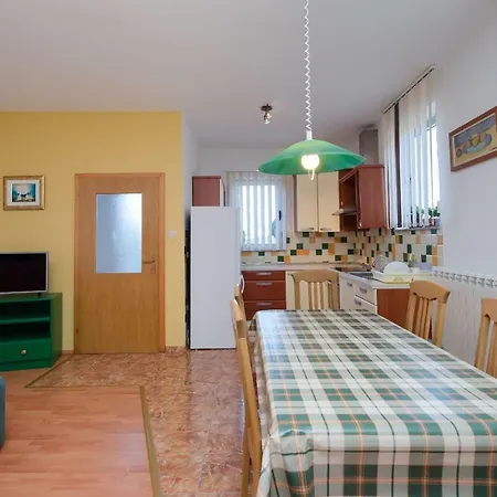 Sime Apartment *